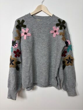 VINTAGE CONCEPT- Gray Women’s Sweater Wool Blend Floral Detail Size Large